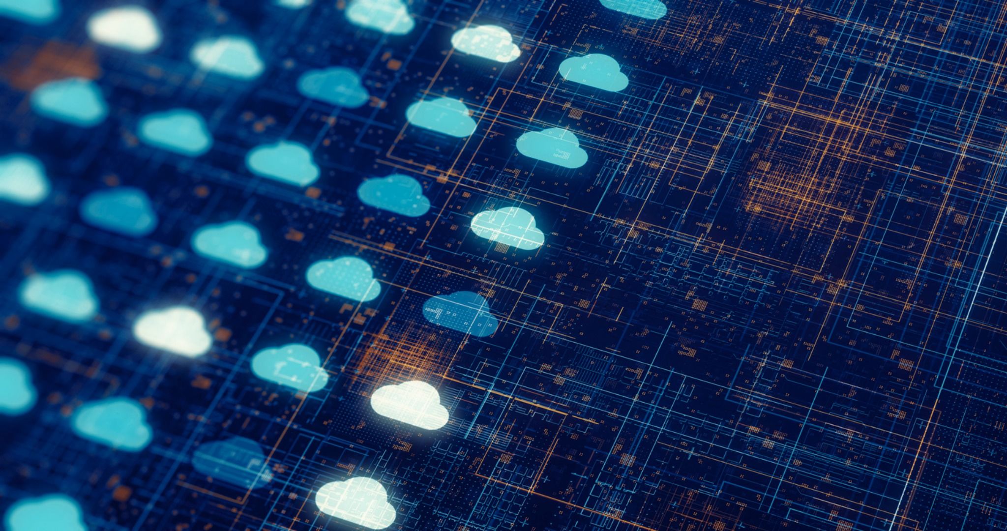 Blau eingefärbte Wolken auf einem Netzwerk abgebildet