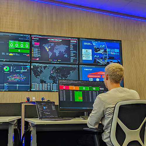 Der CYBER FOX® schützt THE LÄND Security Operations Center der LEITWERK AG