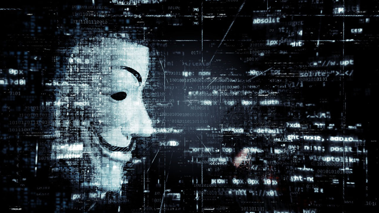 Hacker mit Anonymous Maske